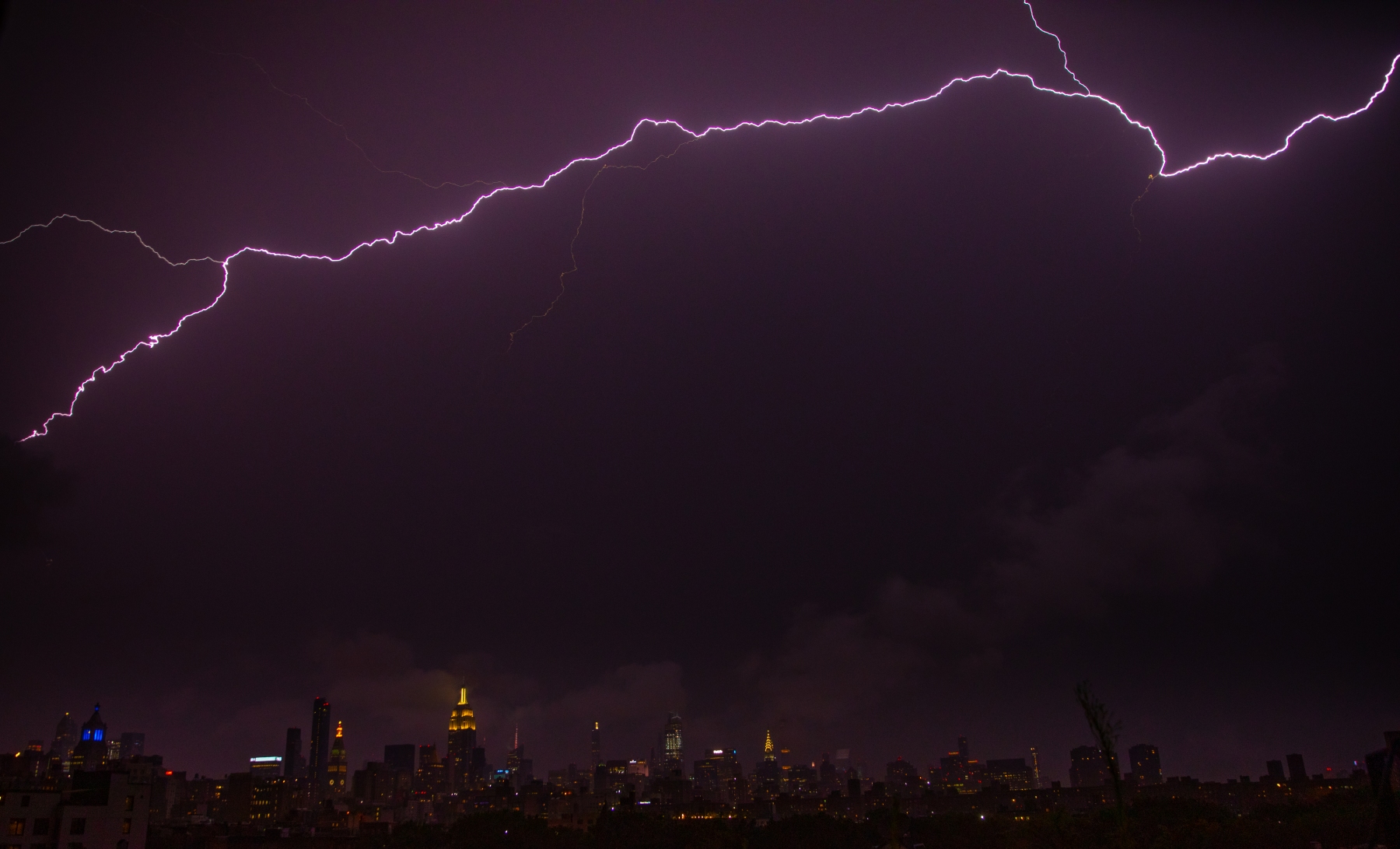 7-17-21-Lightning-NYC-skyline-6907