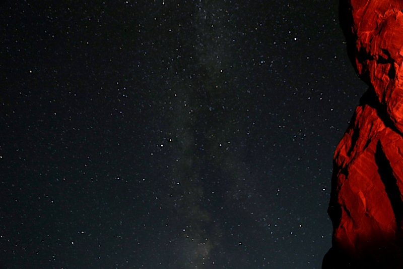 Monument-Valley-Stars